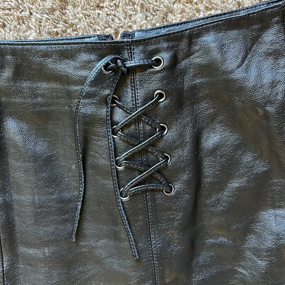 wilson’s lace-up leather skirt - Picture 2 of 5